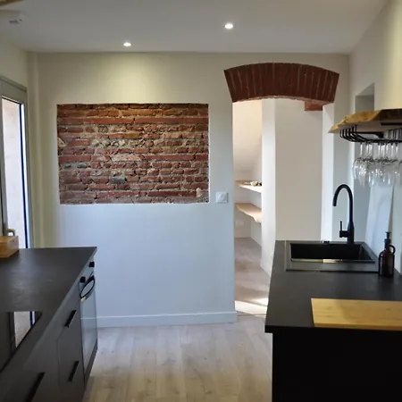 Apartment Historic Center, 74 M2, Terrace, Rooftop Views